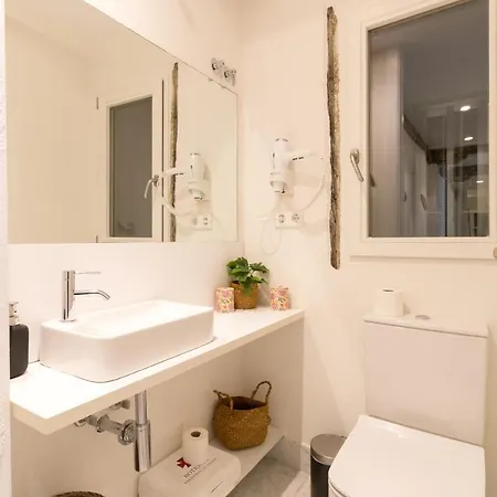 Salazar By Staynnapartments شقة